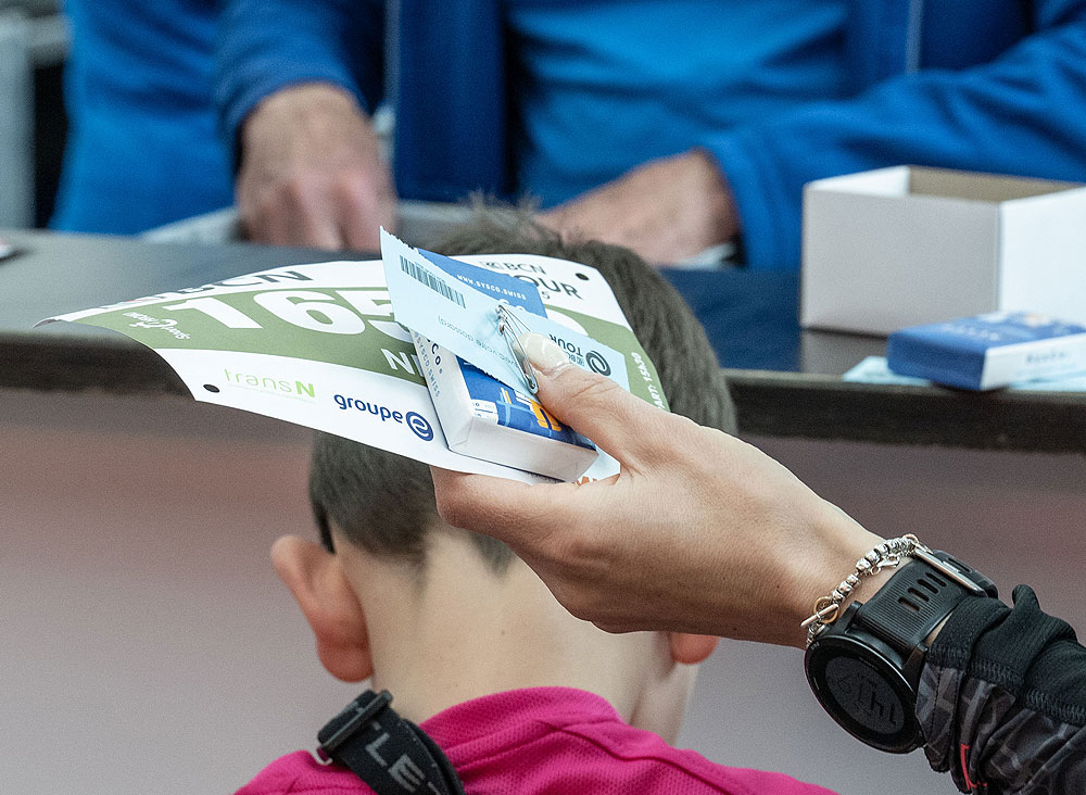 1000_732_BCN_Tour_Robin_Nyfeler_Dossards_26